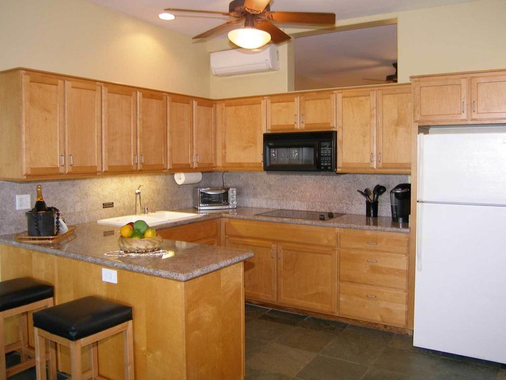 Aloha Aku Inn & Suites Kihei Ruang foto