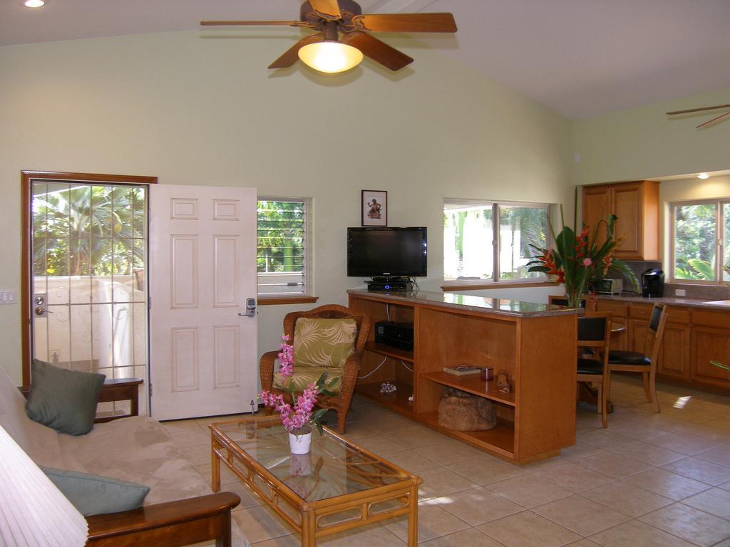 Aloha Aku Inn & Suites Kihei Ruang foto
