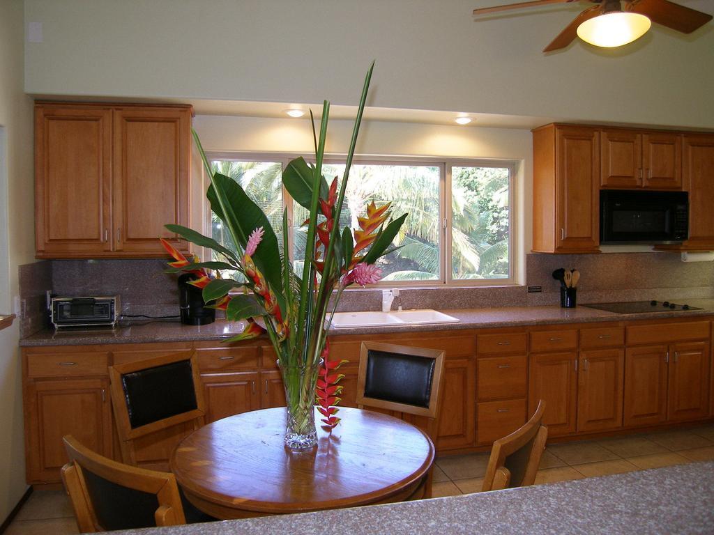 Aloha Aku Inn & Suites Kihei Ruang foto